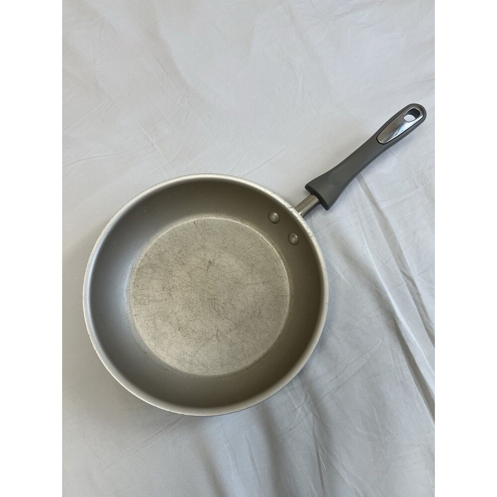RACHAEL RAY 10 1/4" Porcelain Frying Pan Gray Handel Great Condition